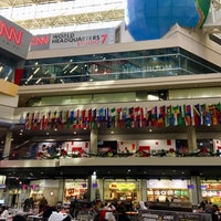 Photo taken at Food Court at CNN Center by Carmen Cecilia on 12/13/2017