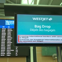 Foto tirada no(a) WestJet Check-in por mgoi s. em 2/7/2019