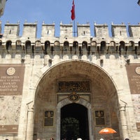 รูปภาพถ่ายที่ Topkapı Sarayı Müzesi โดย Антоха เมื่อ 5/11/2013
