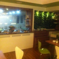 11/8/2012 tarihinde Malina I.ziyaretçi tarafından Coffee Shop Tabiet'de çekilen fotoğraf