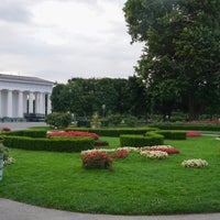 Photo taken at Volksgarten by K K. on 6/23/2018