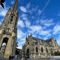 Photo taken at Basilique Saint-Michel by Ingrid O. on 9/9/2022