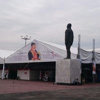 Photo taken at Feria Internacional del Libro Politécnica by JC M. on 10/21/2015