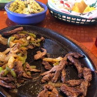 Foto tomada en Pepper&amp;#39;s Mexican Grill &amp;amp; Cantina  por Lynne W. el 1/13/2020