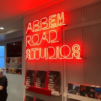 Photo taken at Abbey Road Shop by Fabiano M. on 9/14/2019