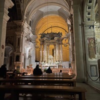 Photo taken at Chiesa della Trinità dei Monti by Fabiano M. on 1/19/2023