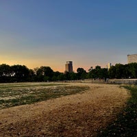 Photo taken at Deptford Park by Fabiano M. on 8/12/2022