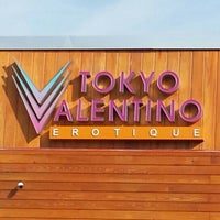 Снимок сделан в Tokyo Valentino Erotique пользователем Kevin A. S. 7/6/2016