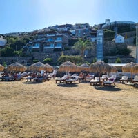 6/21/2021 tarihinde Szabi T.ziyaretçi tarafından Icaros Beach Bar'de çekilen fotoğraf