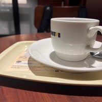 Photo taken at Doutor Coffee Shop by 悪質宇宙人 on 2/2/2023