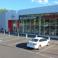 Das Foto wurde bei Bridgewater Nissan von Bridgewater Nissan am 8/30/2013 aufgenommen