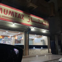 Photo taken at Al Mumtaz Restaurant by Aisha. on 4/16/2022