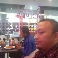 Photo taken at Solaria by Rully N. on 2/5/2015