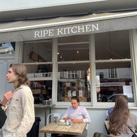 Photo taken at Ripe Kitchen by Joan L. on 4/24/2022