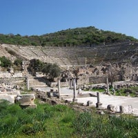 4/8/2014 tarihinde Ephesus Tours Agentziyaretçi tarafından Ephesus Tours Agent'de çekilen fotoğraf