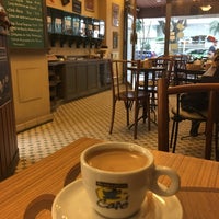 Photo taken at Armazém do Café by Sara Macedo d. on 10/26/2018