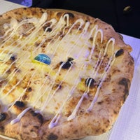 Das Foto wurde bei Song&amp;#39; e Napule Pizzeria von Guido am 12/10/2023 aufgenommen