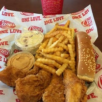 Photo taken at Raising Cane&amp;#39;s Chicken Fingers by Christopher N. on 7/8/2017
