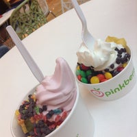 Photo taken at Pinkberry by Alisa💫 on 5/19/2013