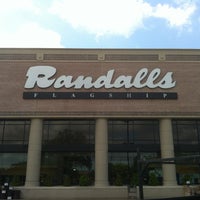 Photo taken at Randalls by Eve H. on 4/22/2013