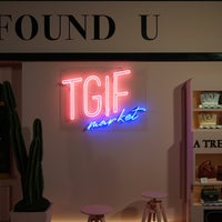 Photo taken at TGIF-Thank God It&amp;#39;s Flea by Rachel ⋆. on 2/11/2018