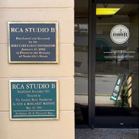 รูปภาพถ่ายที่ RCA Studio B โดย Landon H. เมื่อ 7/13/2022
