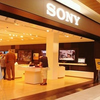Photo taken at Sony Store by Betty R. on 4/1/2013
