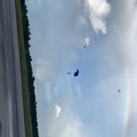รูปภาพถ่ายที่ Skydive Sebastian โดย N👨🏻‍✈️ เมื่อ 10/11/2020