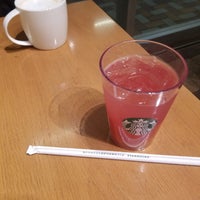 Photo taken at Starbucks by イ力 on 7/2/2023