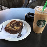 Photo taken at Starbucks by Jens P. on 6/7/2016