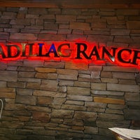 Foto tomada en Cadillac Ranch  por Mark M. el 10/17/2022