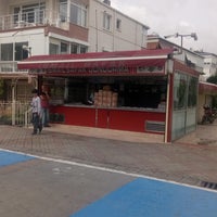 Photo taken at İsmail Şafak Dondurma by Güner on 9/15/2018