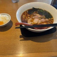 Photo taken at ラーメンめんくま by 村崎 マ. on 1/10/2023