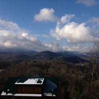 Awesome Escape Rental Cabin By American Patriot Getaways Resort