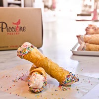 รูปภาพถ่ายที่ Piccione Pastry โดย Piccione Pastry เมื่อ 9/11/2013