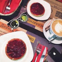 Photo taken at Traveler&amp;#39;s Coffee by Мария Б. on 7/6/2015