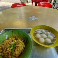 Photo taken at Ah Ho Teochew Kway Teow Mee by さば on 10/4/2018