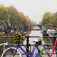 Photo taken at scooterking Amsterdam by 🌸 ~. on 10/14/2022