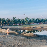 Foto tomada en Lingayen Beach  por Karen S. el 10/11/2019