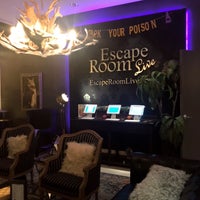 Foto tirada no(a) Escape Room Live por N em 10/17/2019