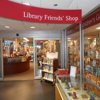 Das Foto wurde bei The Library Friends&#39; Shop von The Library Friends&#39; Shop am 11/5/2018 aufgenommen