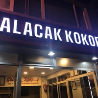 Photo taken at Salacak Kokoreç by Ender B. on 8/5/2022