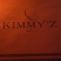 รูปภาพถ่ายที่ Le Kimmy&amp;#39;z โดย ItsMJ🐾 เมื่อ 8/19/2023