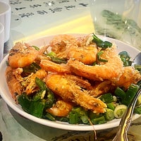 Das Foto wurde bei Newport Tan Cang Seafood Restaurant von Tommy D. am 12/13/2023 aufgenommen