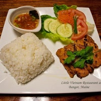 Foto tomada en Little Vietnam Restaurant &amp;amp; Bar  por Thuy N. el 3/28/2013
