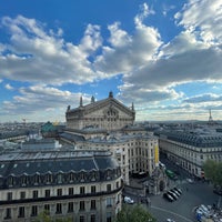 Photo taken at Terrasse des Galeries Lafayette by Ohood on 4/18/2024
