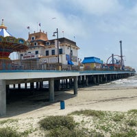 Снимок сделан в Galveston Island Historic Pleasure Pier пользователем Billy B. 5/8/2024