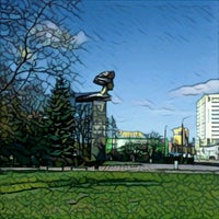 Photo taken at Монумент «Молодым революционеркам текстильного края» by Иван В. on 5/13/2017