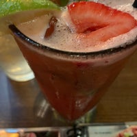 Photo taken at BJ&amp;#39;s Restaurant &amp;amp; Brewhouse by Eric B. on 9/22/2019