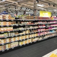 Photo taken at Hypermarché Cora / Hypermarkt Cora (Hypermarkt Cora) by Andoni ® V. on 2/6/2017